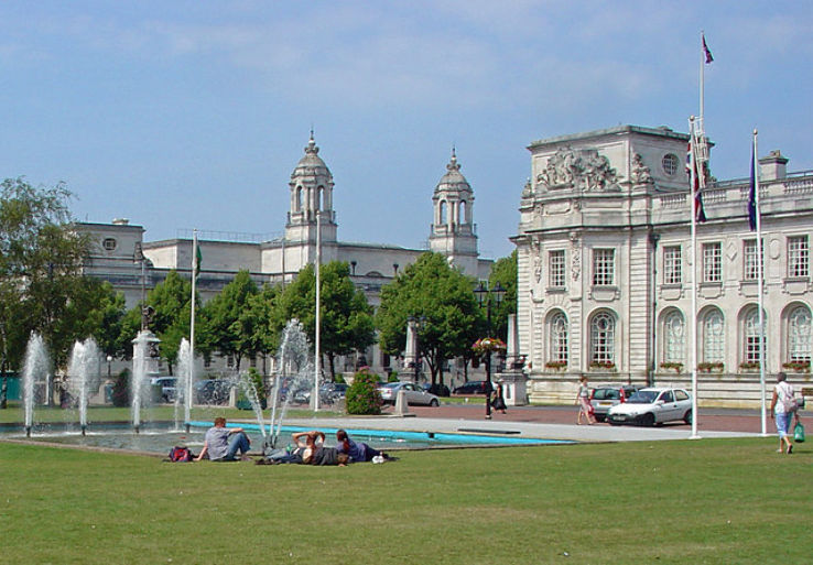 City Hall, Cardiff  Trip Packages