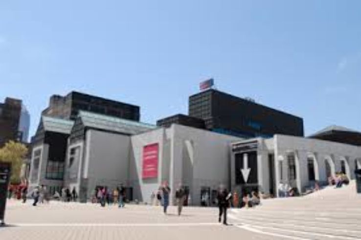 Musee dart contemporain de Montreal Trip Packages