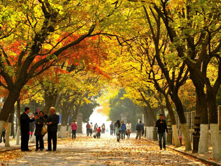 Badaguan Eight Passes Trip Packages