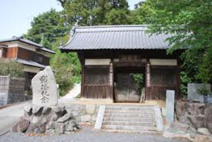 Renge-ji Temple  Trip Packages