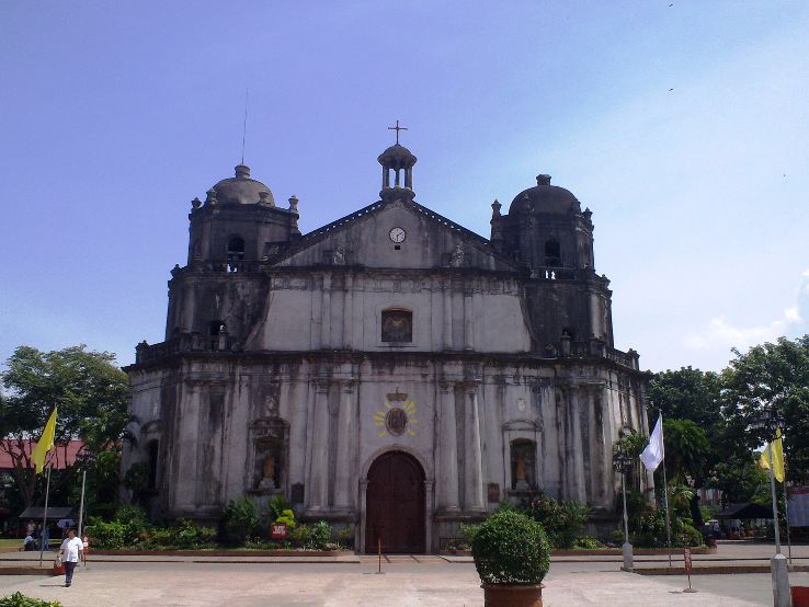 Naga Cathedral Trip Packages