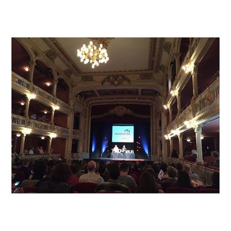 Bartrina Theater Trip Packages