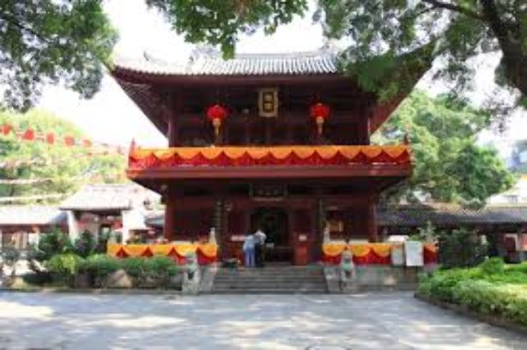 Guangxiao Temple  Trip Packages