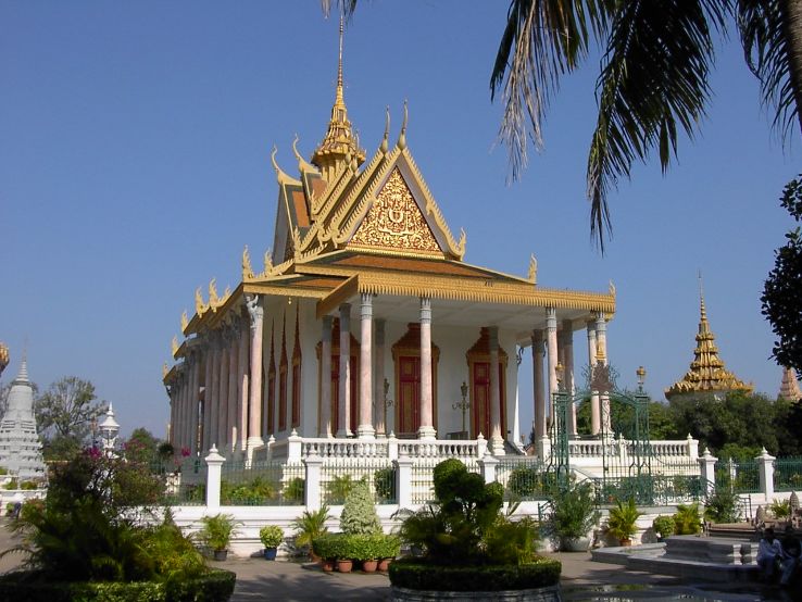 Royal Palace and Silver Pagoda Trip Packages