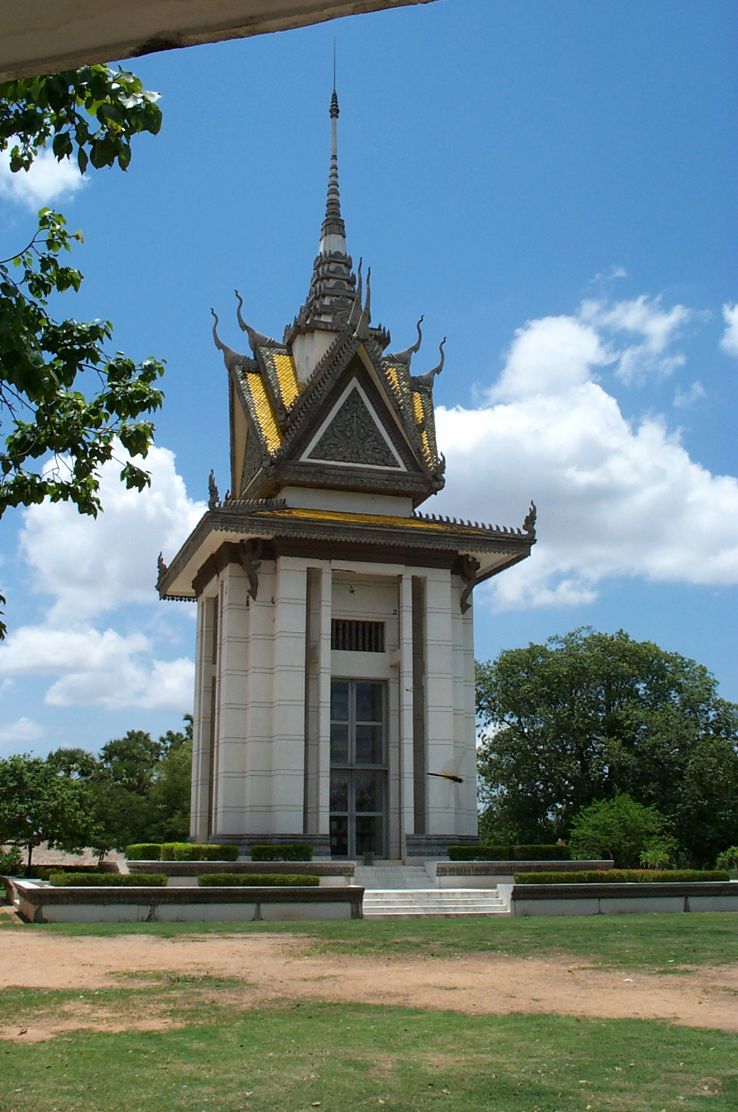 Choeung Ek Genocidal Centre Trip Packages