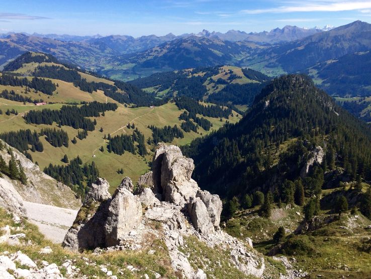 Gummfluh Trip Packages