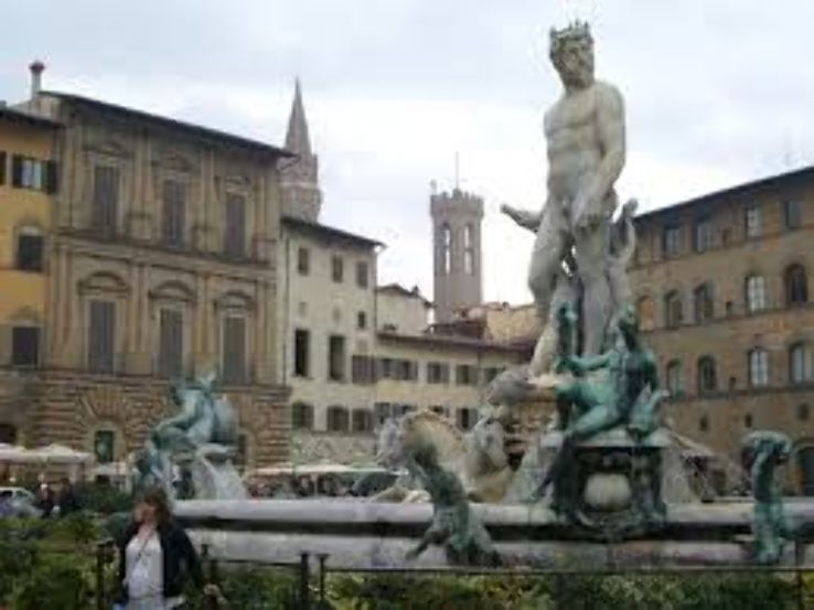 Fountain of Neptune Trip Packages