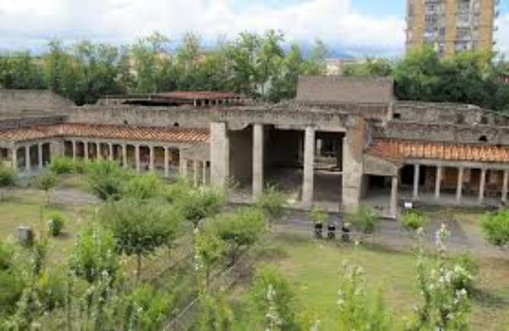 Villa Poppaea Trip Packages