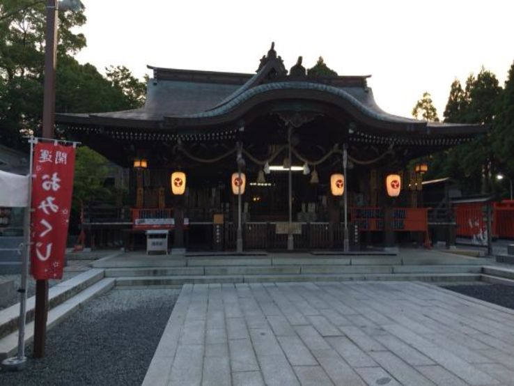 Kotozaki Hachimangu Shrine Trip Packages