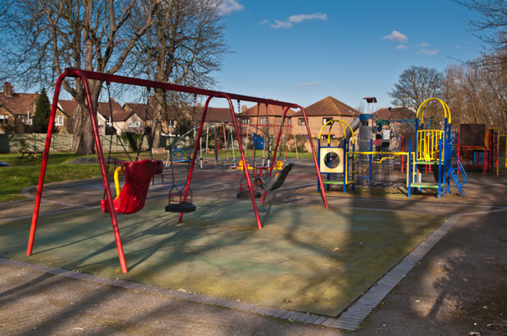 Priory Gardens Trip Packages