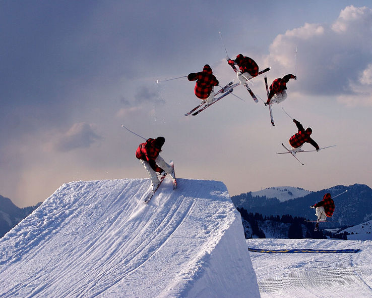 Skiing & Snowboarding Trip Packages Skiing & Snowboarding Trip Packages