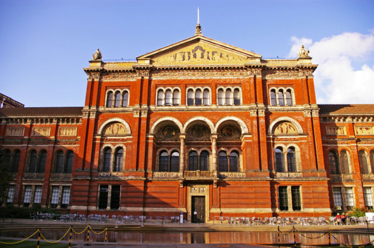 The Victoria and Albert Museum Trip Packages