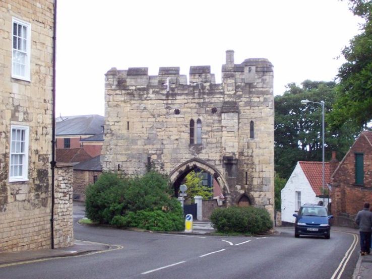 Potter gate Arch  Trip Packages