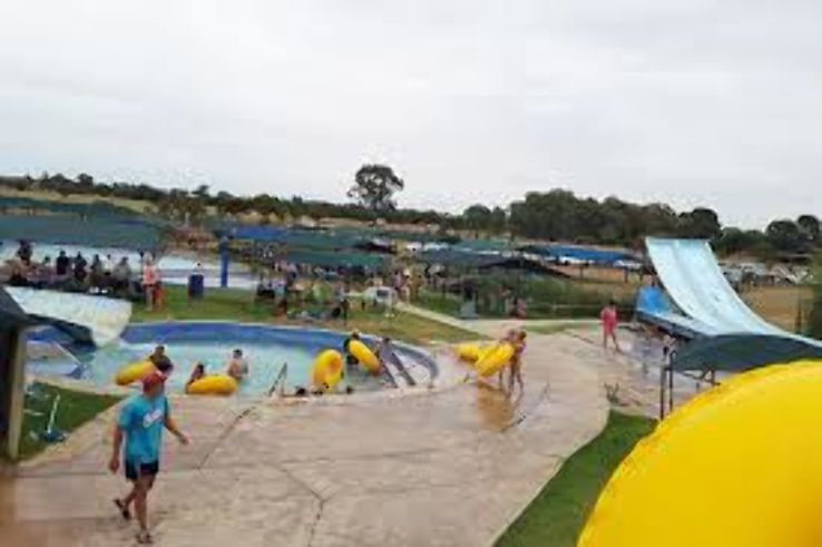  Gwenbali Waterworld Trip Packages