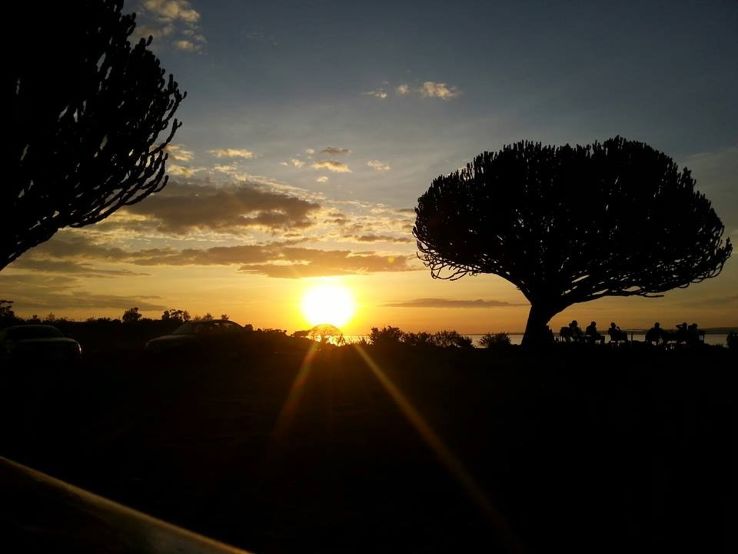 The Dunga Hill Camp Trip Packages