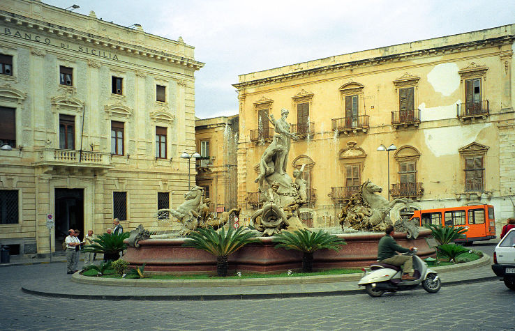 Piazza di Archimede Trip Packages