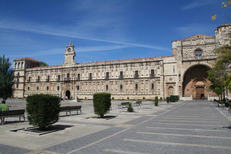 Convento de San Marcos Trip Packages