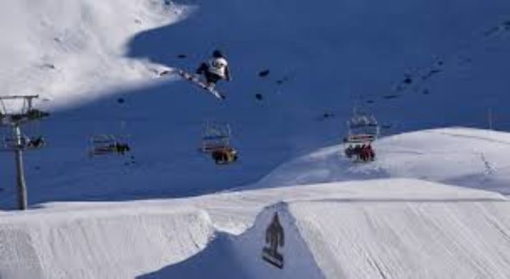 Downhill Skiing Trip Packages