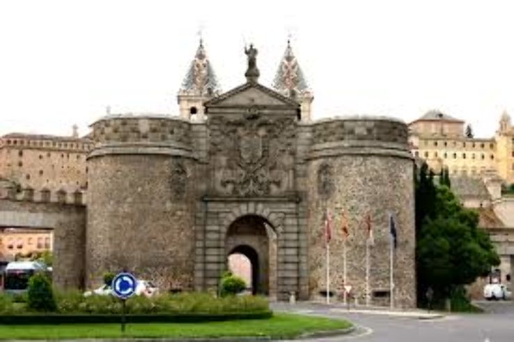 La Puerta de Bisagra Trip Packages