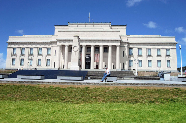 Auckland War Memorial Museum Trip Packages