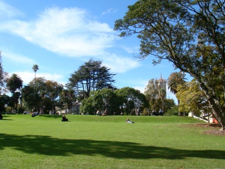 Albert Park Trip Packages