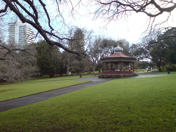 Albert Park Trip Packages