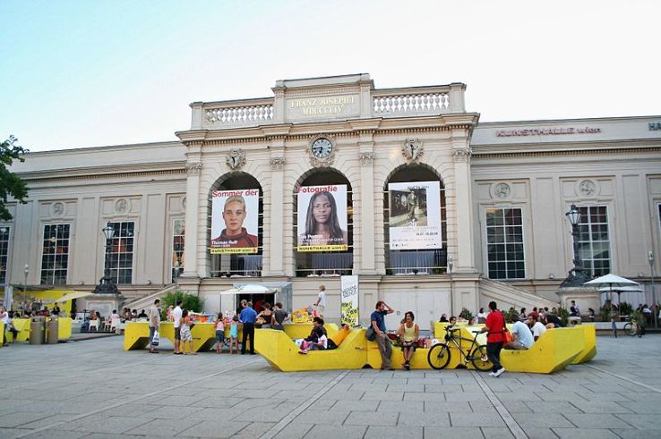 Kunsthalle Wien Trip Packages