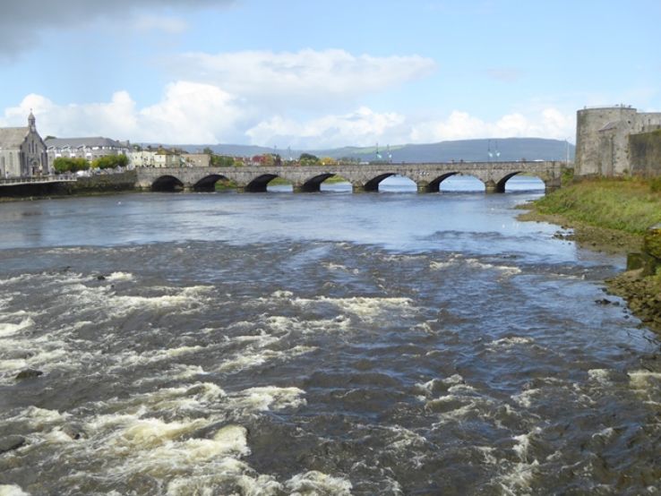 Thomond Bridge Trip Packages