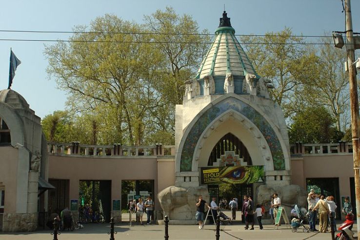 Budapest Zoo and Botanical Garden Trip Packages