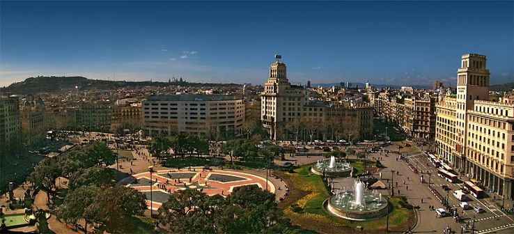Placa de Catalunya Trip Packages