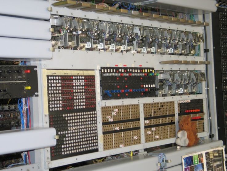 Old radios Exhibition Trip Packages