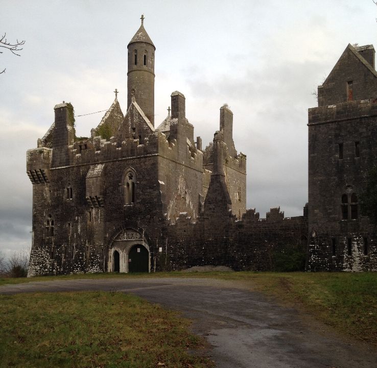 Dromore Castle Trip Packages