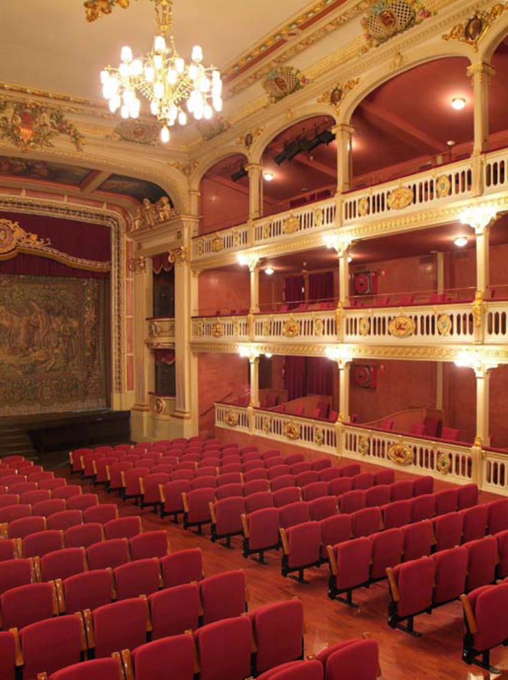 Bartrina Theater Trip Packages