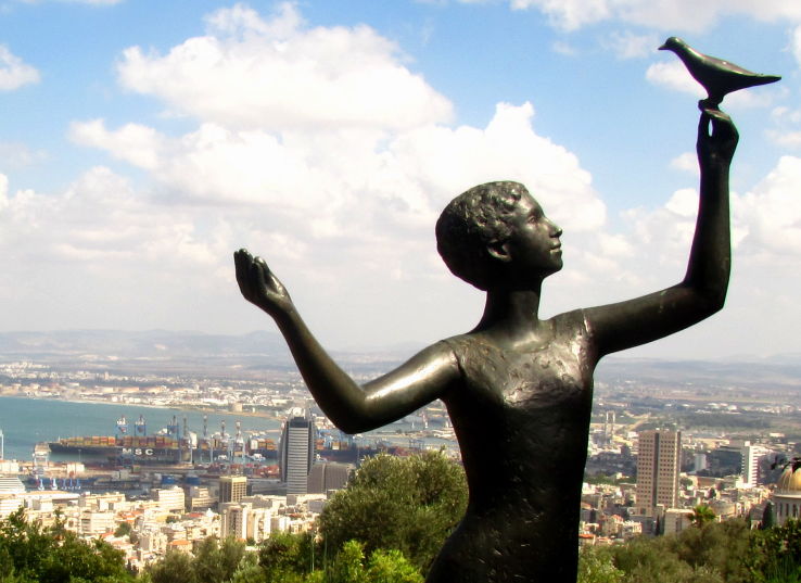 Sculptures Garden Trip Packages