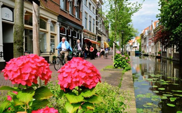 Delft Bicycle Itinerary Trip Packages
