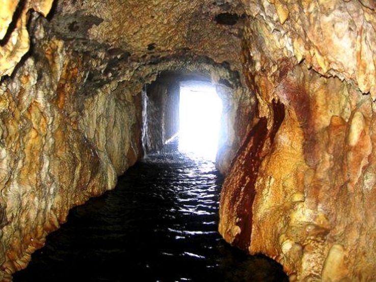 Ryuga Cave Trip Packages