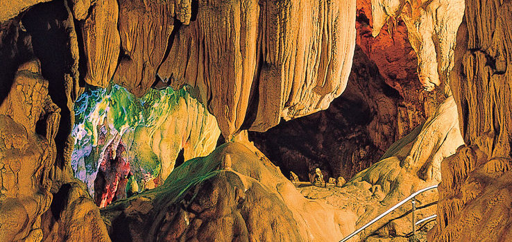Ryuga Cave Trip Packages