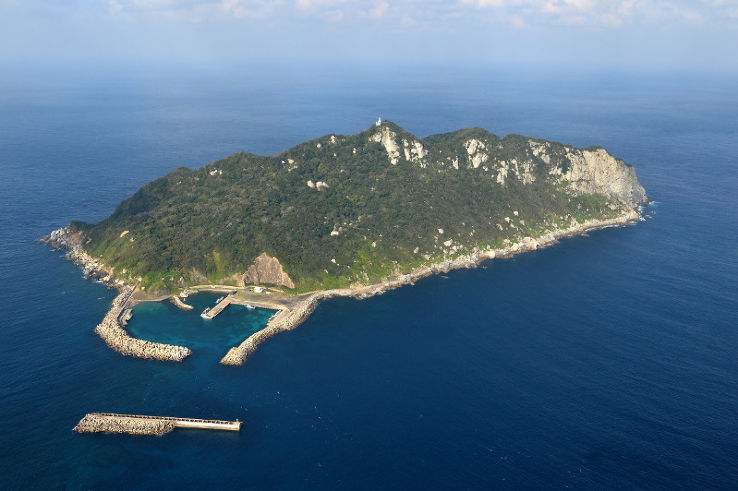 Kashiwa, Okinoshima & Uguru islands Trip Packages