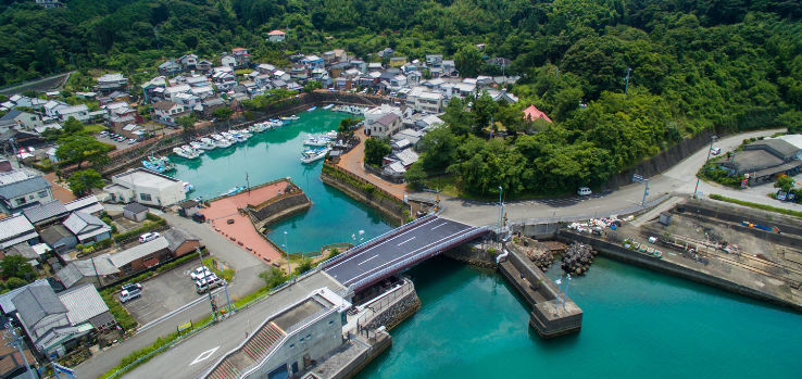 Townscapes around Tei Port Trip Packages