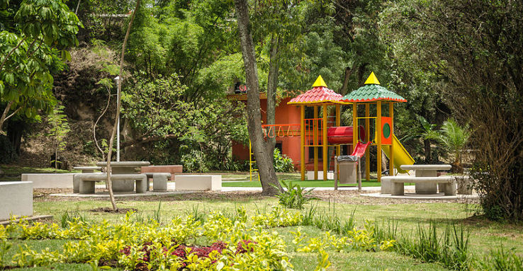 Parque Alcalde Trip Packages