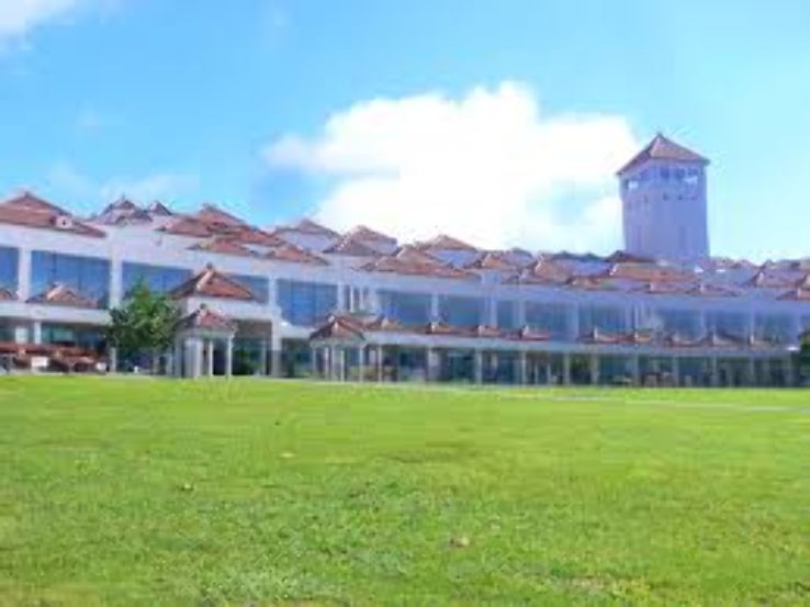 Okinawa Prefectural Peace Memorial Museum Trip Packages