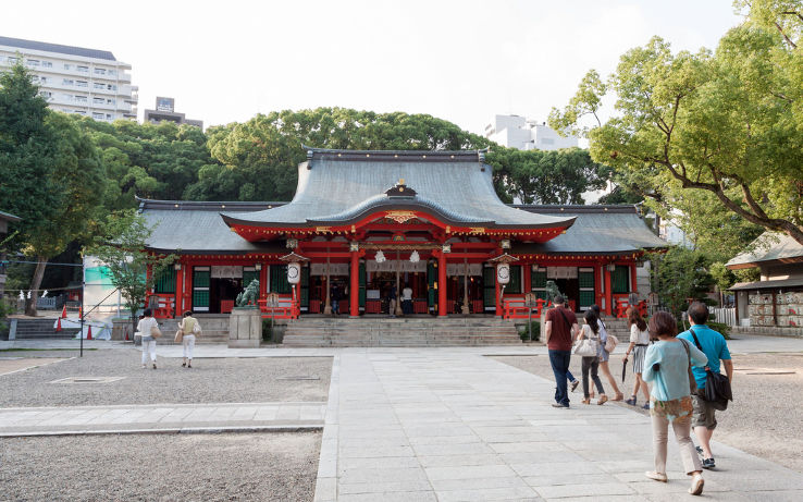 Ikuta Shrine Trip Packages