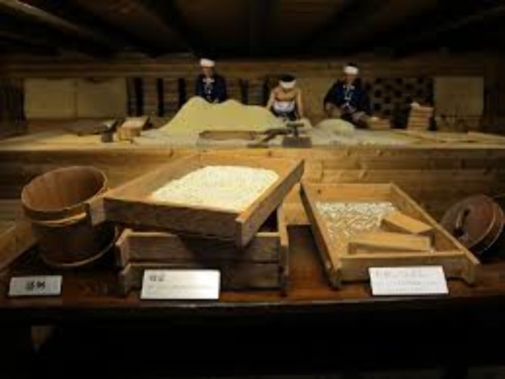 Hakutsuru Sake Brewery Museum Trip Packages