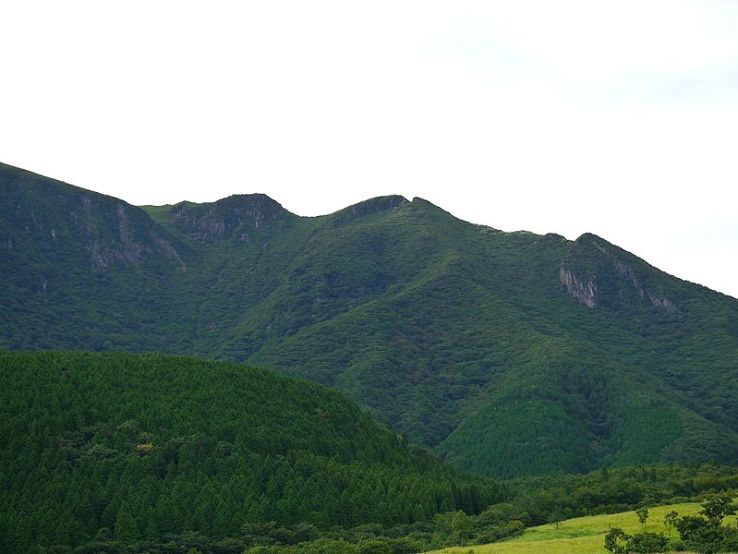 The Kuju mountain Trip Packages