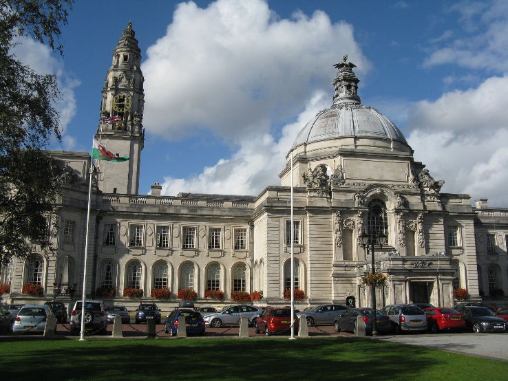 Cardiff  City Hall  Trip Packages