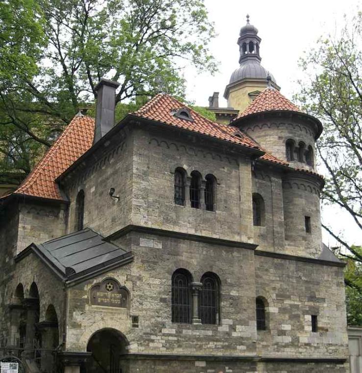 Witness the old Jewish Ghetto Trip Packages