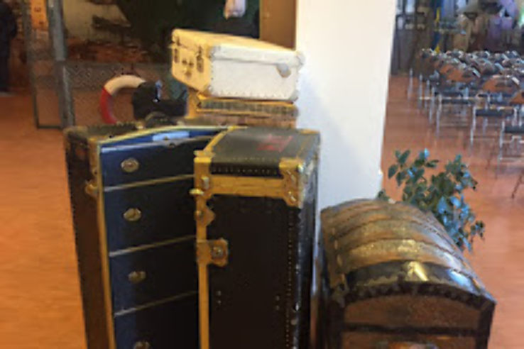 Stiftelsen Emigranternas Hus i Goteborg Trip Packages