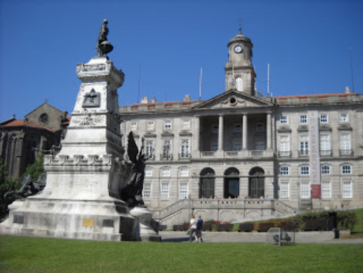 Palace of the Stock Exchange Trip Packages