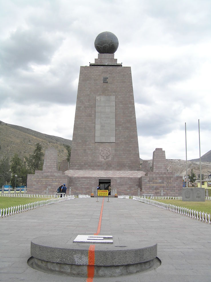 La Mitad del Mundo Trip Packages