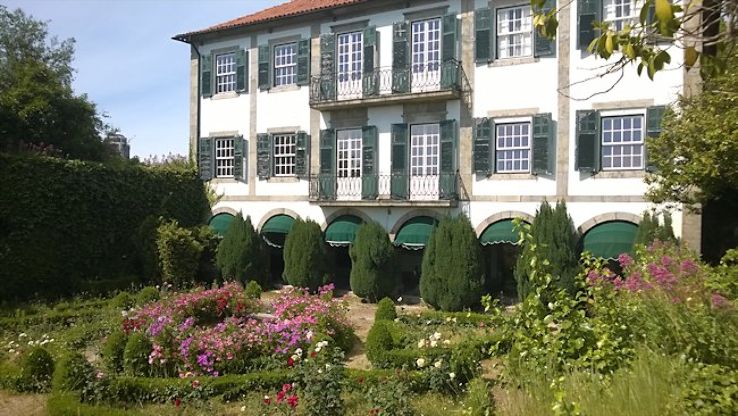 Romantic Museum of Quinta Trip Packages